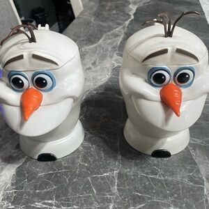 Pair of “Olaf” slushy cups